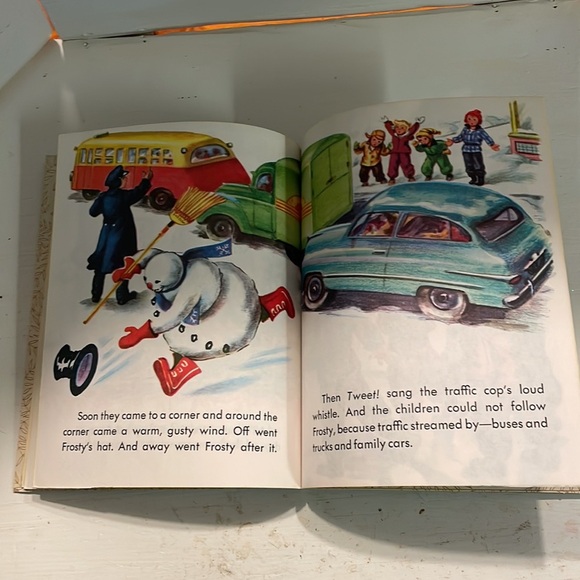 Vintage 1982 35th ed A Little Golden Book Frosty the snow man hardcover book - Picture 10 of 10